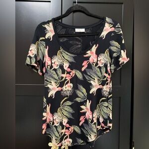 Babaton Aritzia Floral T-Shirt, size extra small, XS, tropical
